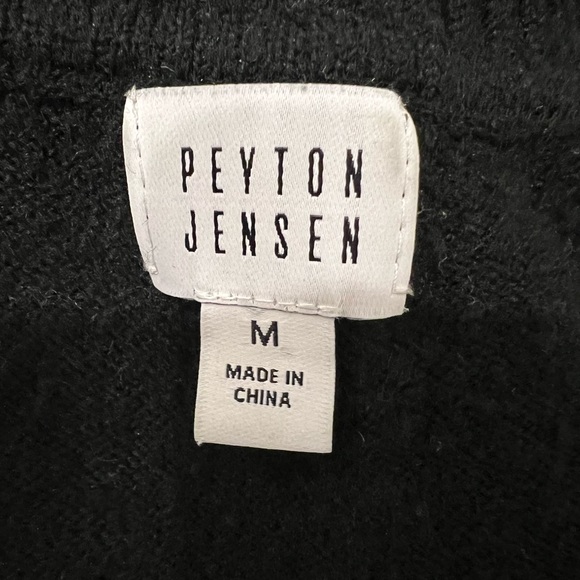Peyton Jensen Evereve Sweater, size M - Picture 3 of 9